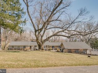 7 Lochview Ct, Lutherville Timonium, MD 21093