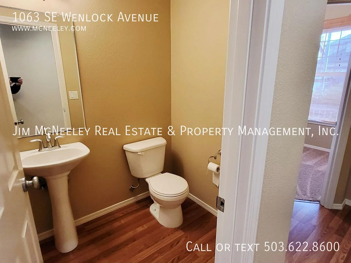 3 Bed+ Den/ 2.5 Bath Arbor Roses Home with Fenced Yard — Photo 4