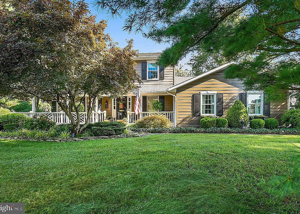 1st image of 2230 Vinton Way