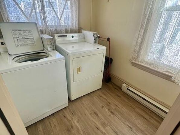 lewiston-maine-448098758 picture