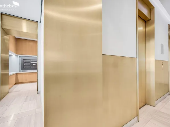 305 East 51st Street 4E image 13 of 13
