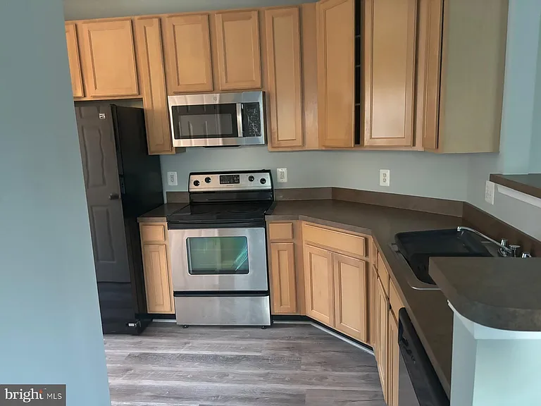 42544 Hollyhock Ter #302 — Photo 11