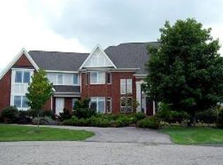 5049 Carlisle Ct, Ann Arbor, MI