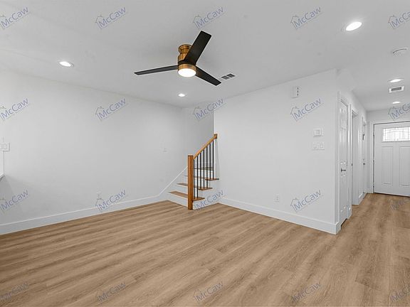 4th image of 2101 Church St