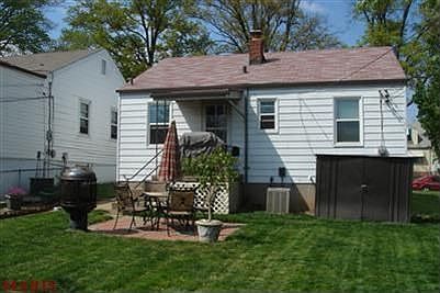 3rd image of 5240 Potomac St