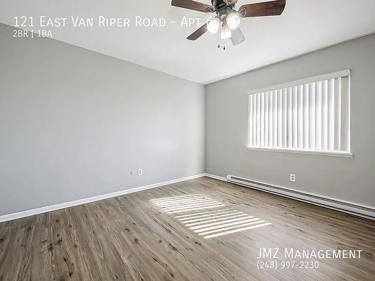 121 E Van Riper Rd #6 — Photo 10