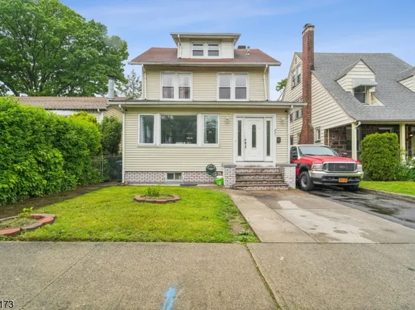 121 Ampere Pkwy, East Orange City, NJ 07017