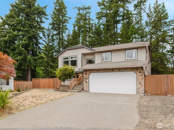 10381 Wilkes Court NW, Silverdale, WA 98383