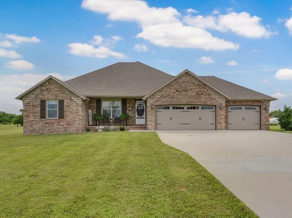 150 Southern Fields Circle, Clever, MO 65631