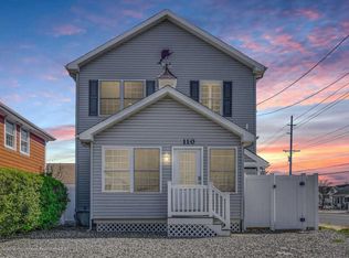 110 Trenton Ave, Lavallette, NJ 08735