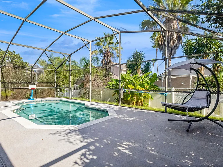 7907 Magnolia Bend Ct #COURT34747 — Photo 4