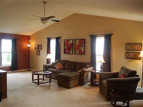 3rd image of 7124 Summerhill Dr