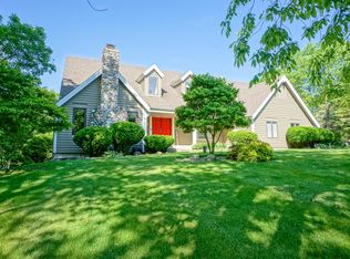 W315S1105 Glacier Pass, Delafield, WI 53018