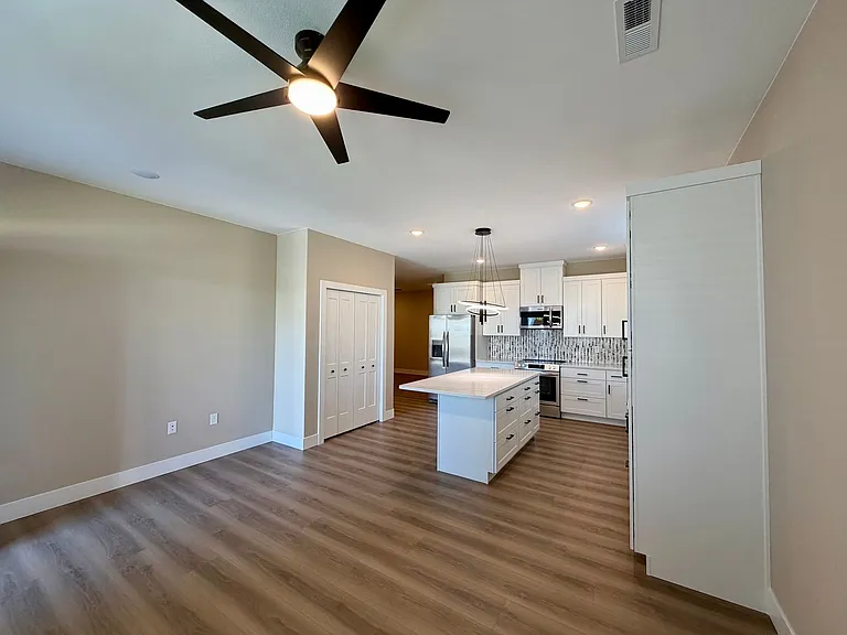 5316 W Wernett Rd — Photo 6