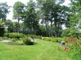 5 Lakeview Dr, Hanover, NH 03755