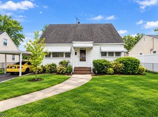 895 Apgar Ter, Rahway City, NJ 07065