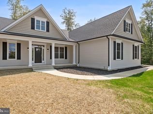 15992 Brackenburn Ct, Hughesville, MD 20637
