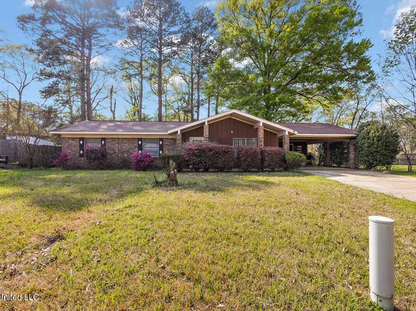 3339 Lanell Ln, Pearl, MS 39208