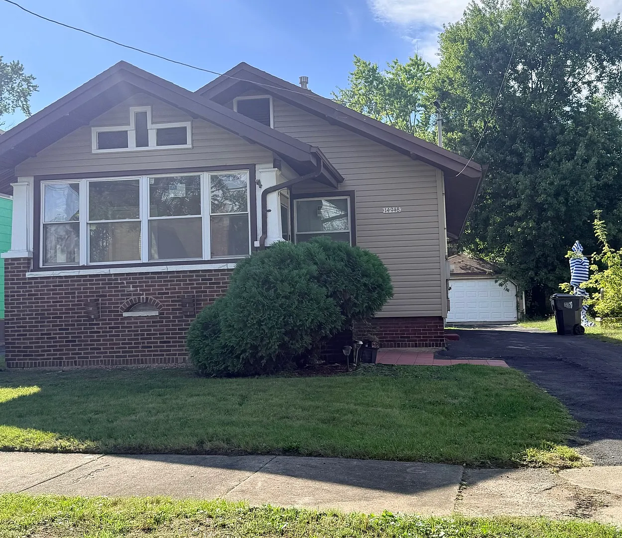3 bed, 1400 sqft, $2,000 — Photo 1