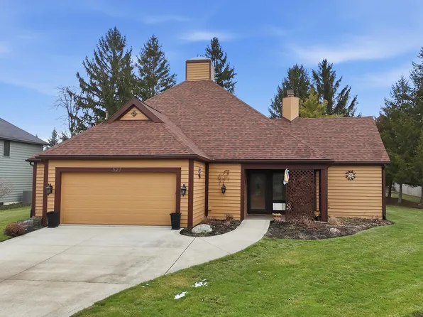 521 Stockade Dr, Fort Wayne, IN 46825