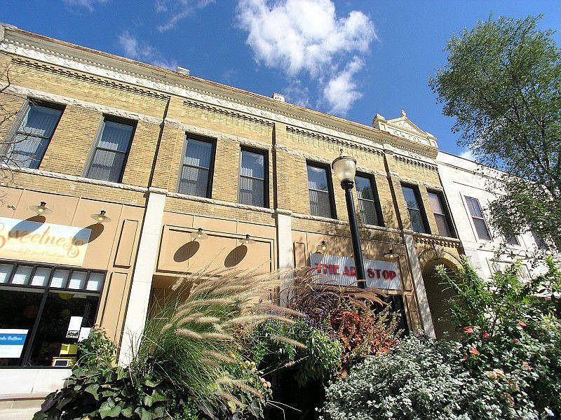 21 S La Grange Rd STE 200, La Grange, IL 60525 Zillow