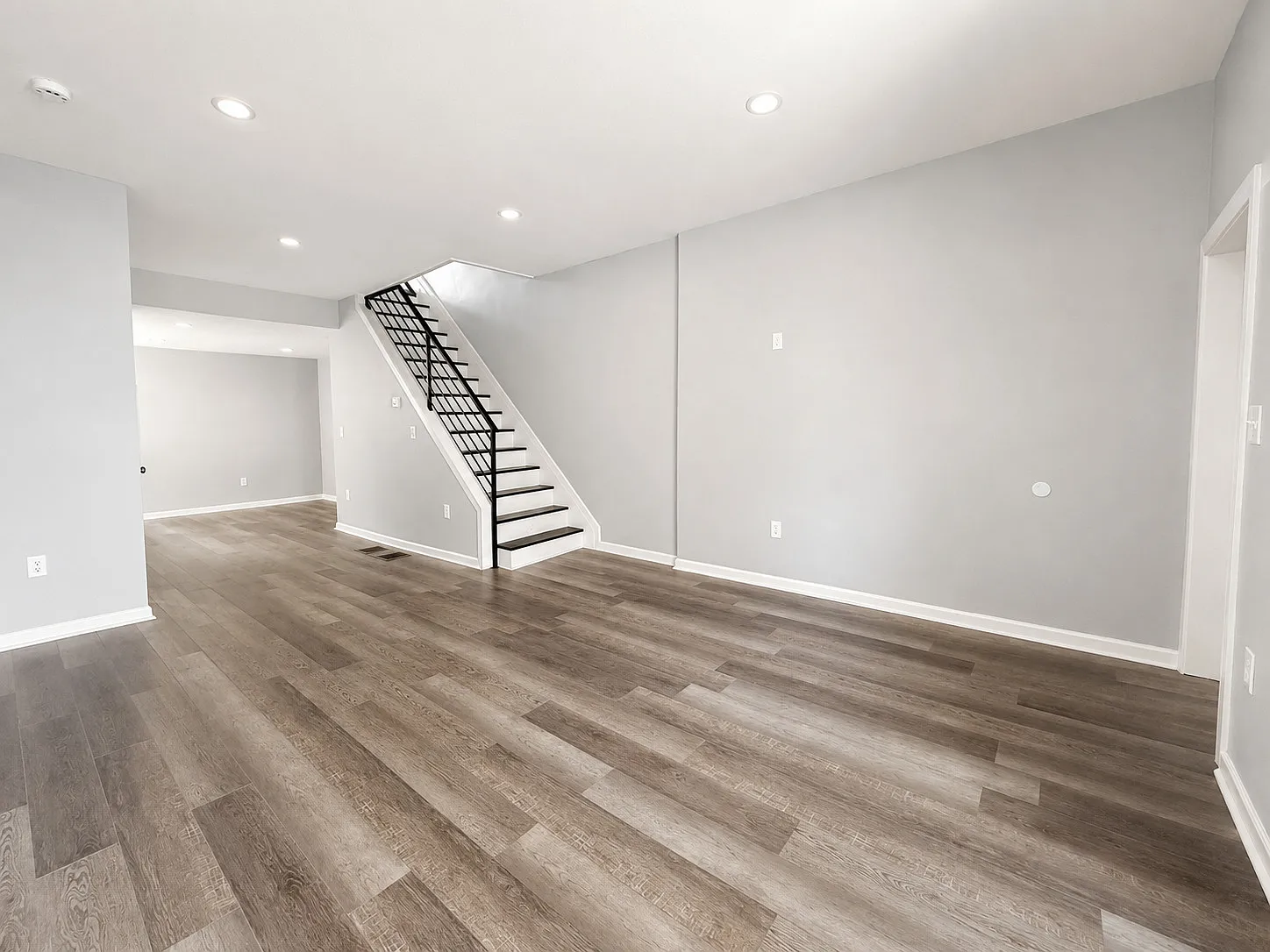 Well-Kept 3-Bedroom Home with Central Air, Front Porch & Flexible Basement Space — Photo 3