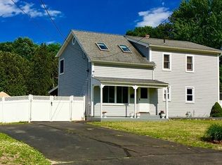 21 Deslauriers St, Chicopee, MA 01020