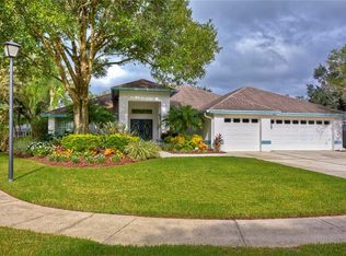 16825 Blenheim Dr, Lutz, FL 33549