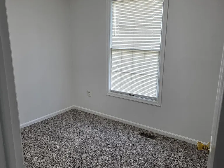 52 Chins Ct — Photo 17