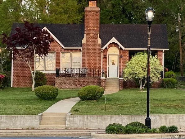 525 Temple Ave N, Fayette, AL 35555