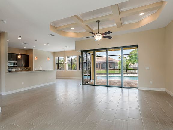 4th image of 2205 SE 17th Pl