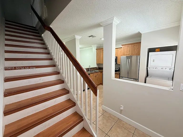 752 SW 122nd Ter — Photo 5
