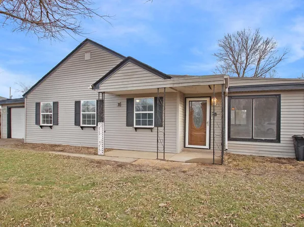 28 River Dr, North Pekin, IL 61554