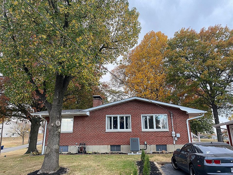 1st image of 723 Tanglewood Acres