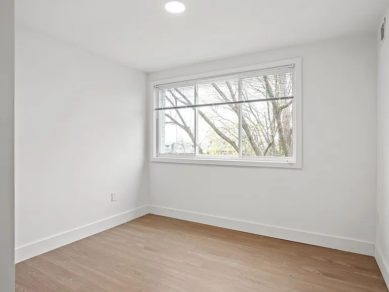 Modern Living at The Horizon | Prime Northwest DC Location — Photo 28