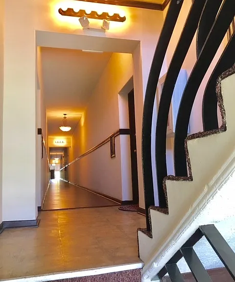 The Bauer Apartments — Photo 27