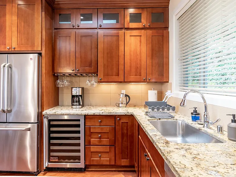 247 W Lake Sammamish Pkwy SE — Photo 20