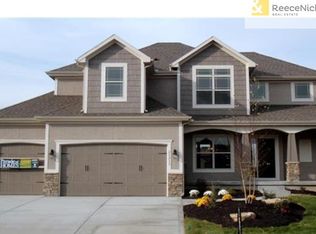 21212 W 46th St, Shawnee, KS 66218