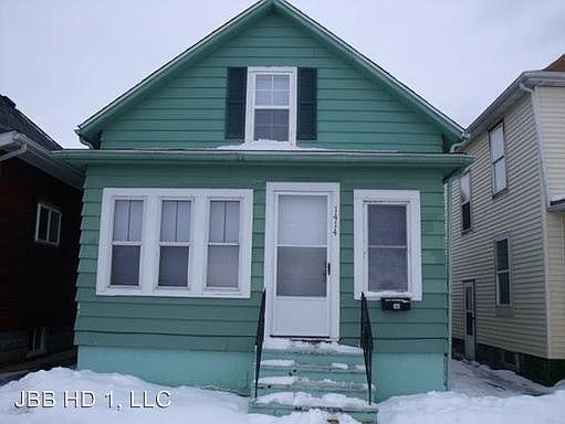 2nd image of 1414 15th Ave