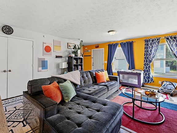 5th image of 2537 Lindenhurst Loop