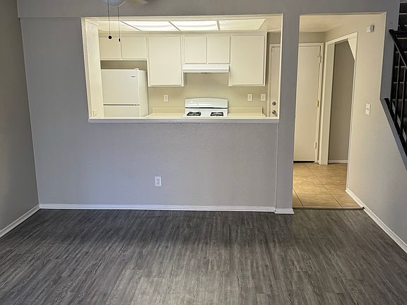2nd image of 1460 Kendall Dr Unit 9