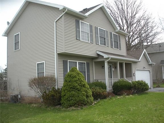 2nd image of 22 Scarlet Pine Cir