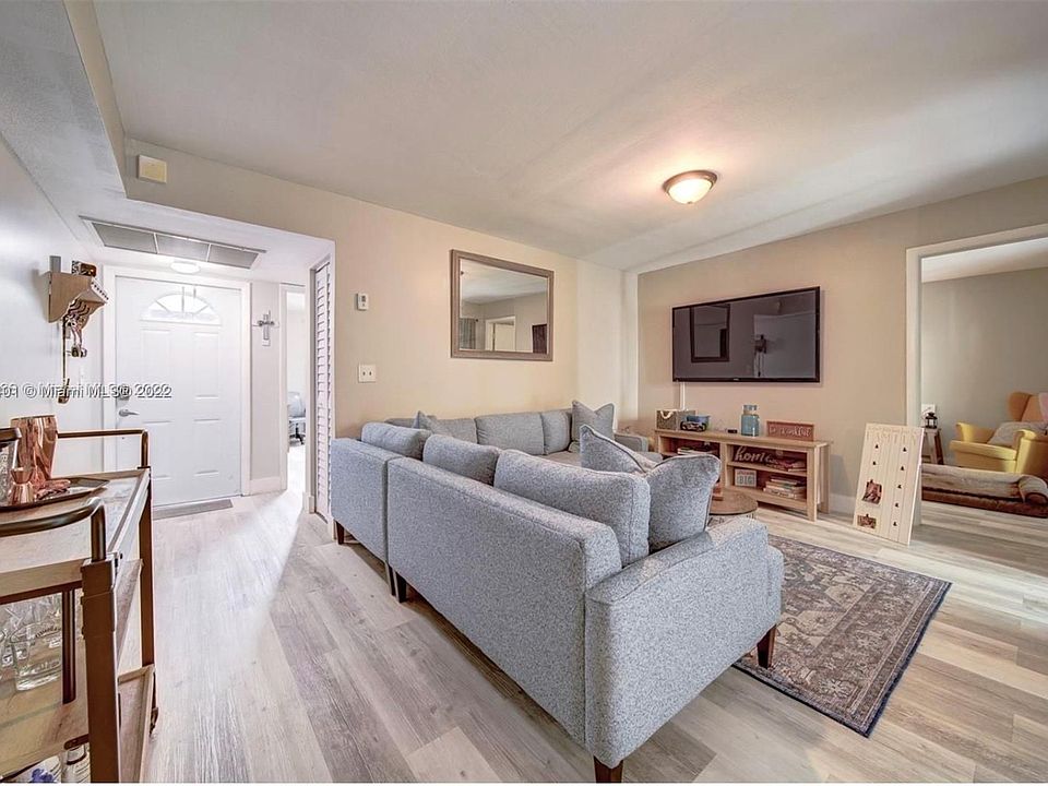 1st image of 1150 N Liberty Ave #1150J