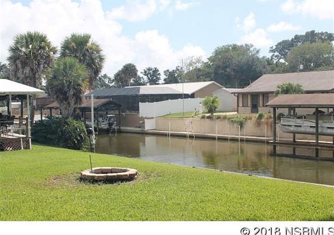 2nd image of 144 Flamingo Rd