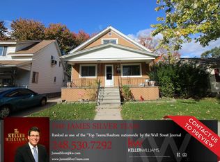 8549 Central Ave, Center Line, MI 48015