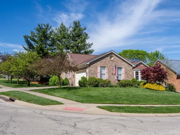 5894 Calmhaven Dr, Cincinnati, OH 45248