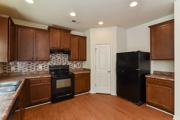 1479 Wilford Dr NE — Photo 12