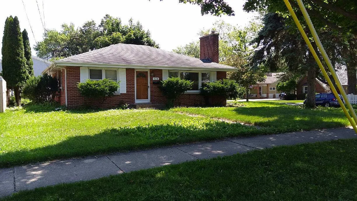 405 Greenfield Ave photo 1
