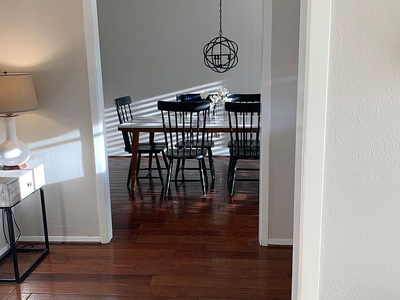 3rd image of 318 Lawndale Dr