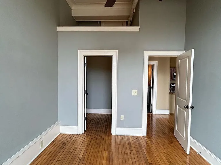 370 Cherry St — Photo 9